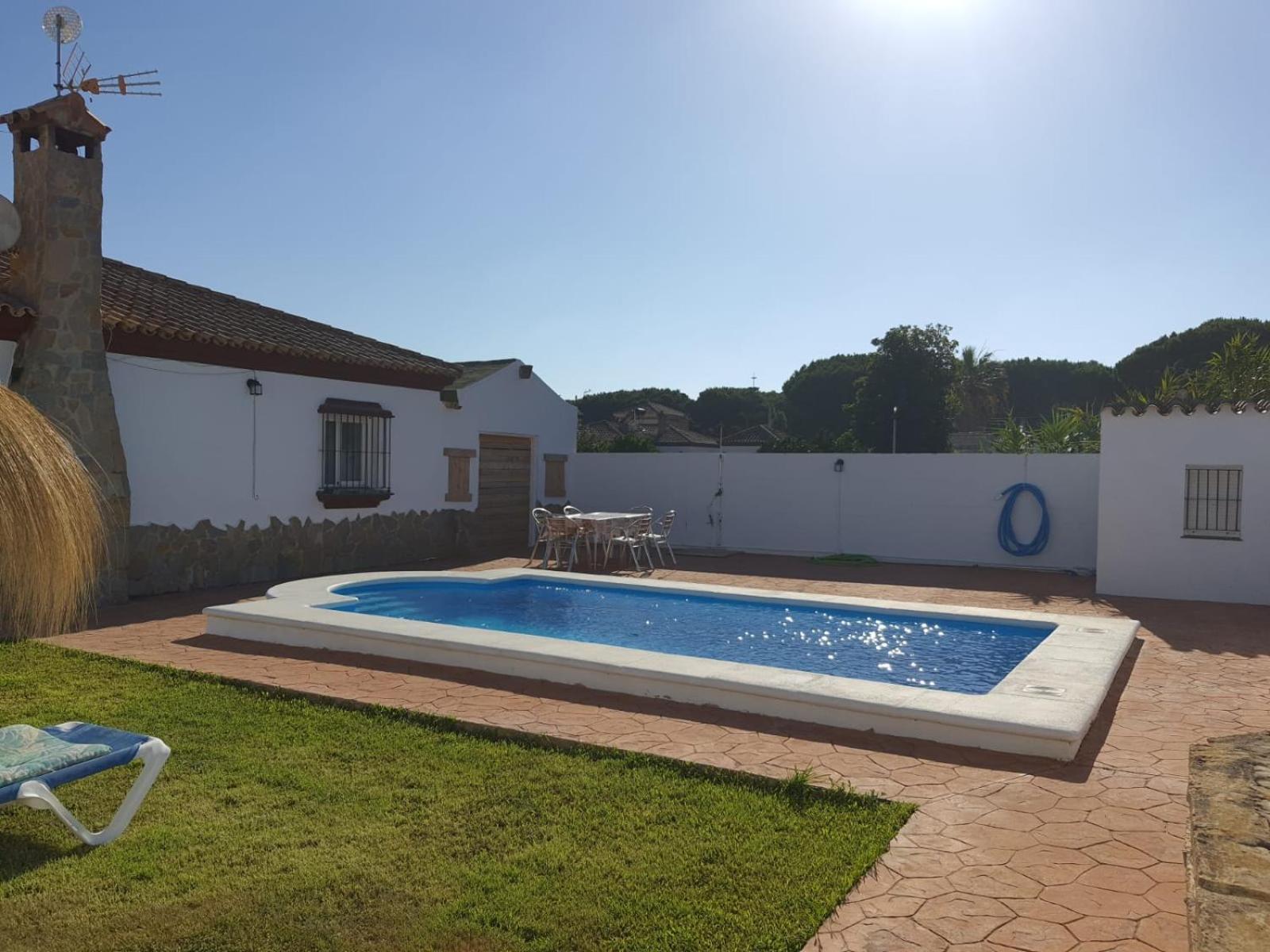 Вилла Muy Cerca De La Playa, Piscina Privada Чиклана-де-ла-Фронтера Экстерьер фото